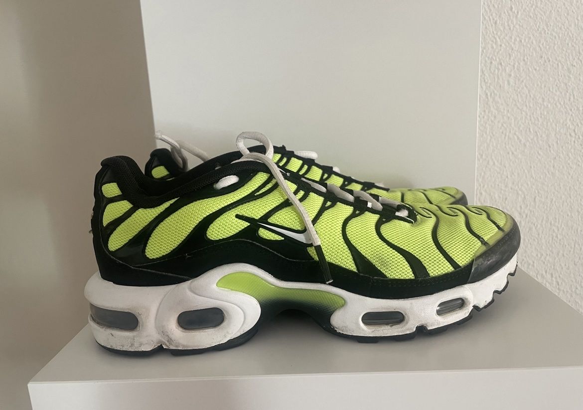 Nike Herrenschuhe: Nike Air Max Plus Tn  – Gebraucht aus Alpnach Dorf von joena_2004