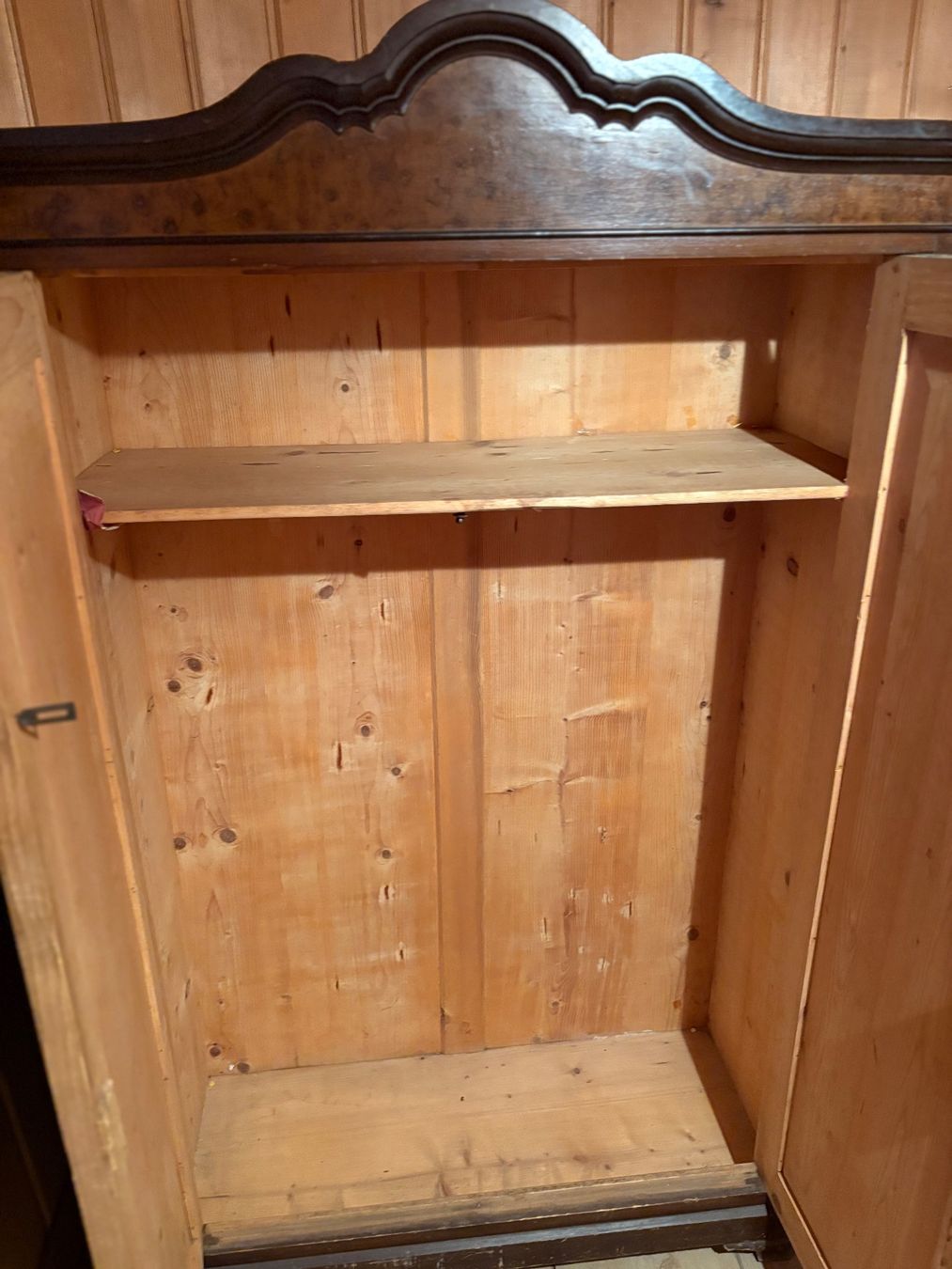Armadi: Antiker Schrank – Usato da Schönholzerswilen venduto da friday-night 1