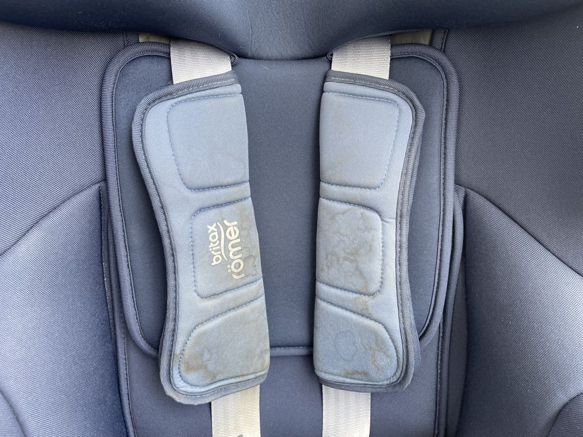 Britax Römer Seggiolini per auto: Britax Römer Trifix Kindersitz – Usato da Niederweningen venduto da Crocodileandy 4
