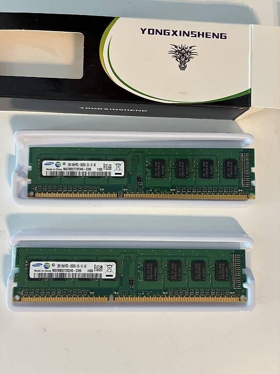 Corsair Memoria / RAM: Ram Memory DDR 4 GB PC – Usato da Uerikon venduto da Zahlenmeisterei