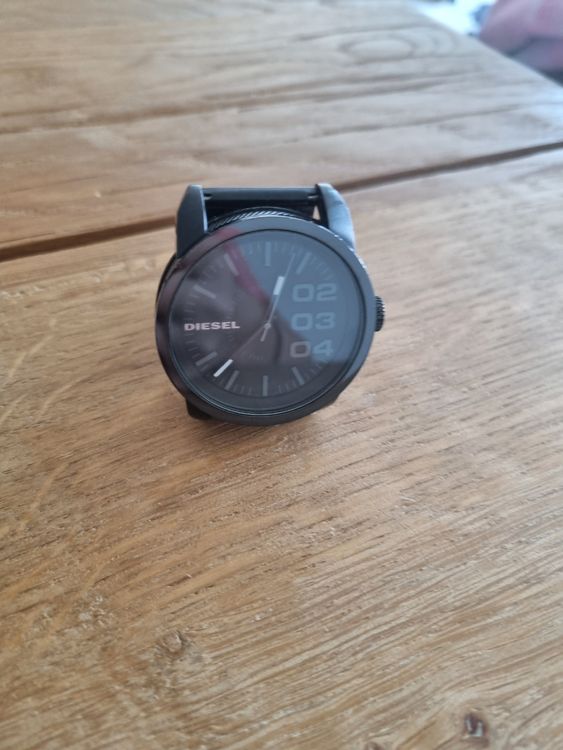 Diesel Uhr 1