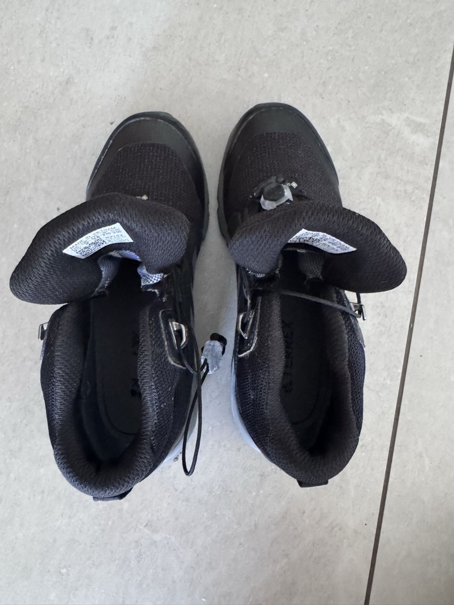 Adidas Schuhe für Jungen: Wanderschuhe Kinder von Adidas – Gebraucht aus Zürich von rak_t2vf 3