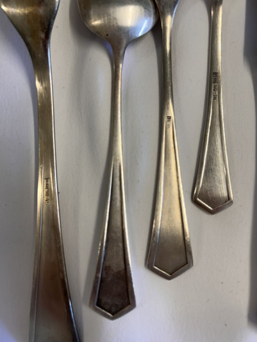 Couverts: Besteckset Silber,  gebraucht – D'occasion à Kehrsiten par fot_55m5 7