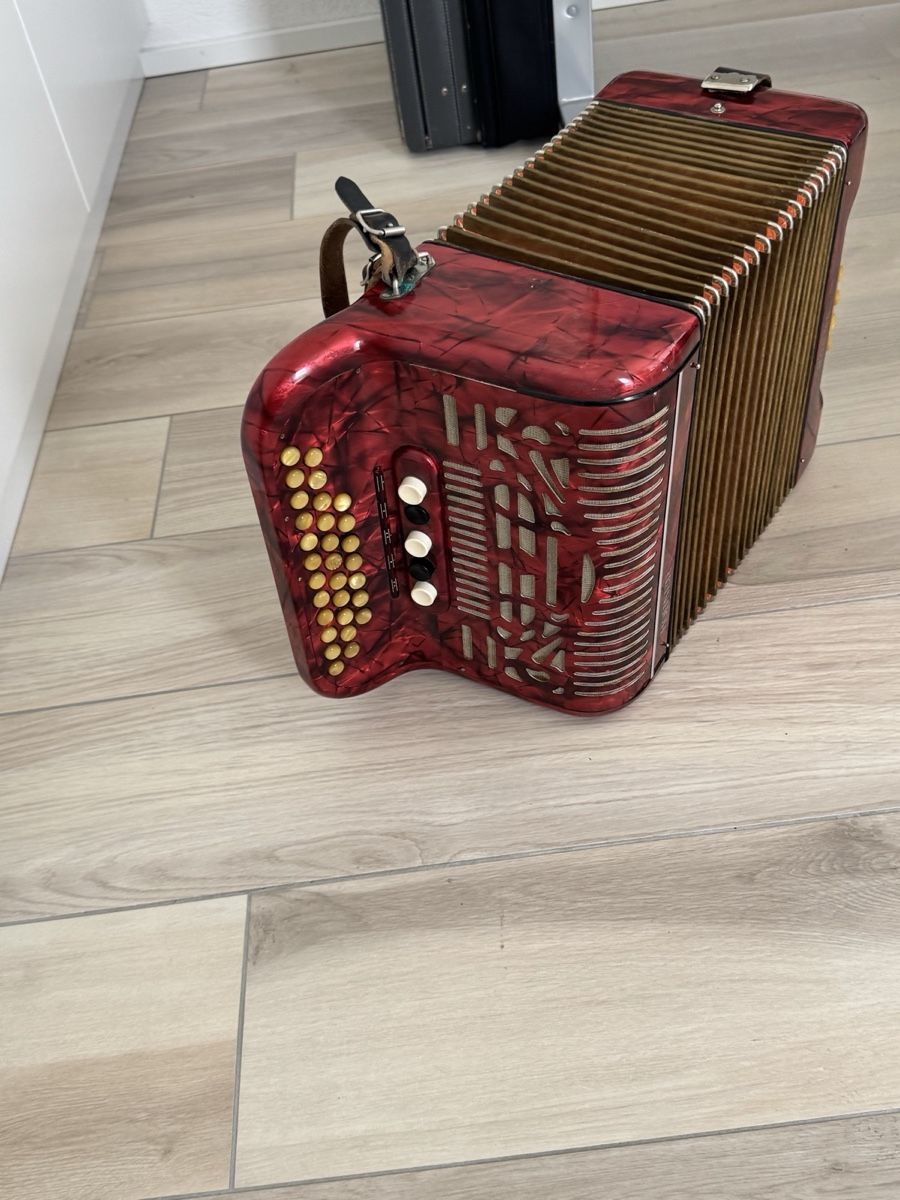 Hohner Strumenti musicali: Diatonisches Akkotdeon Hohner Norma – Usato da Neftenbach venduto da Sunnystreet 4