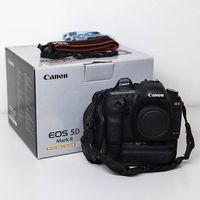 Canon EOS 5D Mark II  inkl. Batteriegriff & OVP