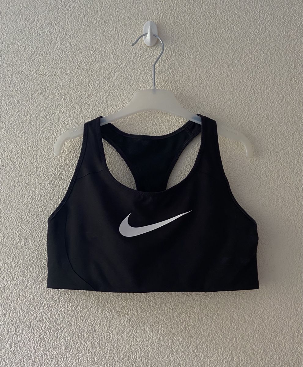 Nike Top: Top sportivo nike – Usato da Gordola venduto da arizi_shop