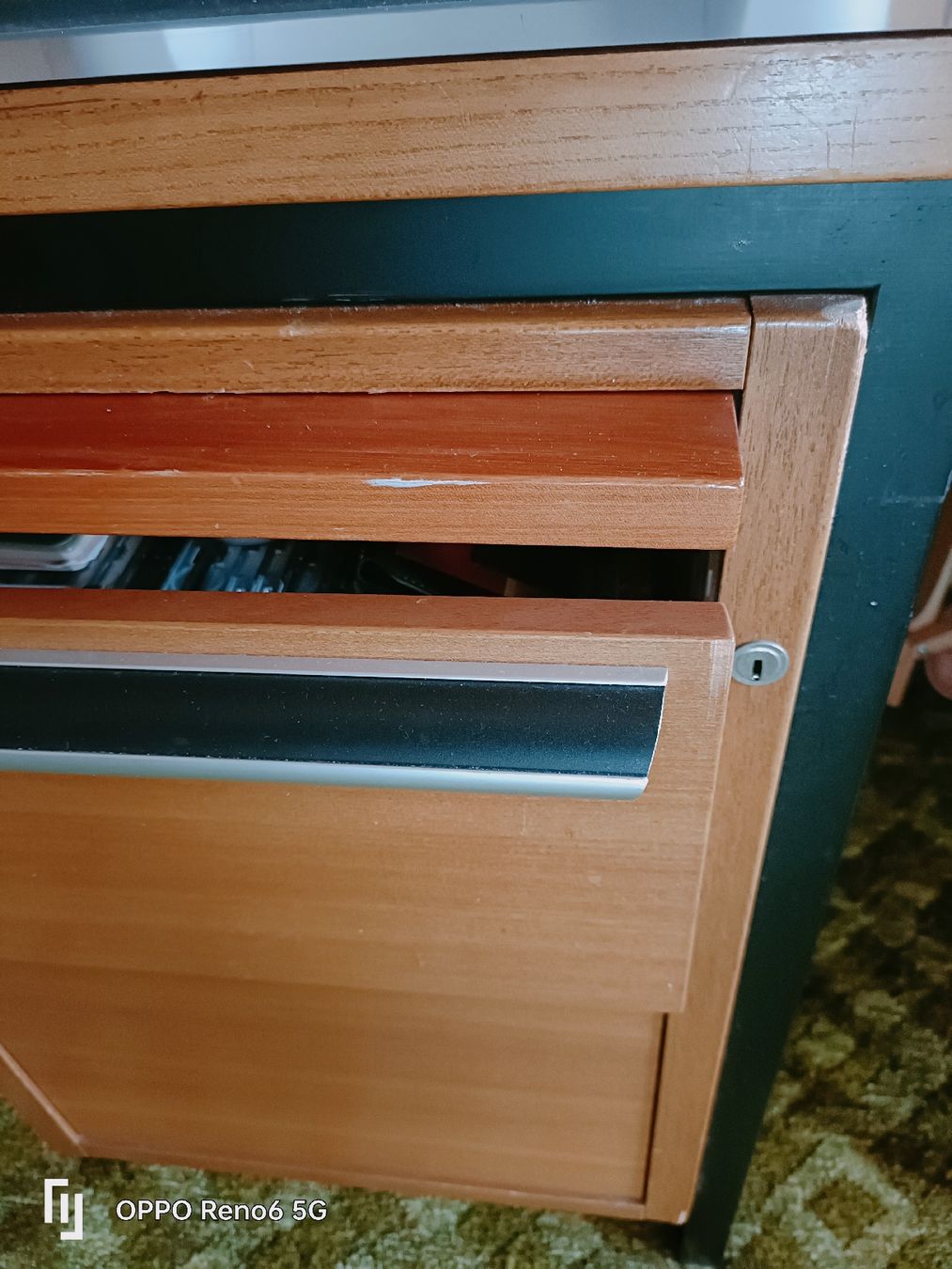 Scrivanie: Büro Tisch  – Usato da Wattenwil venduto da Espressi5 3