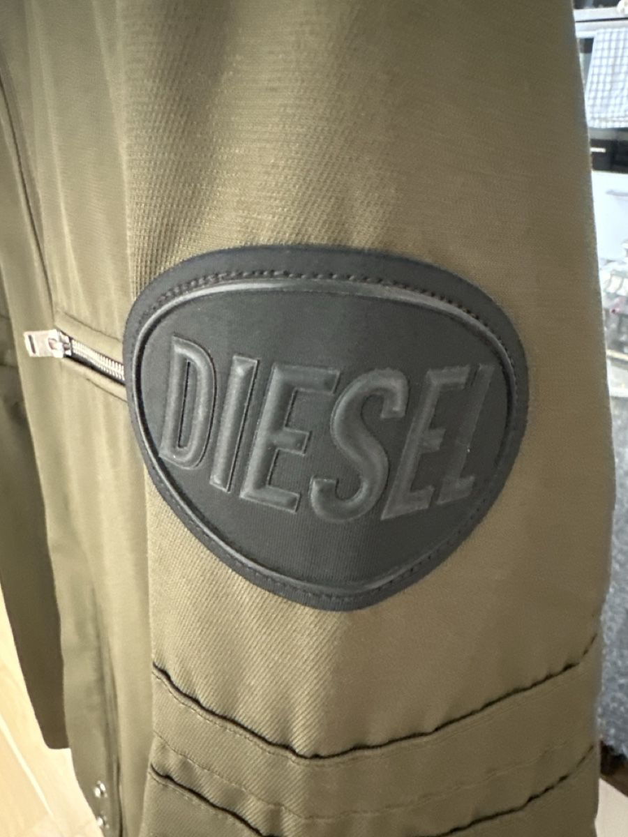 Diesel Jacken: Diesel Jacket Army Green Size XL – Gebraucht aus Allschwil von MB4123 5