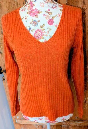 Neiman Marcus Exclusive Kaschmir-Pullover in Orange - Gr S-M