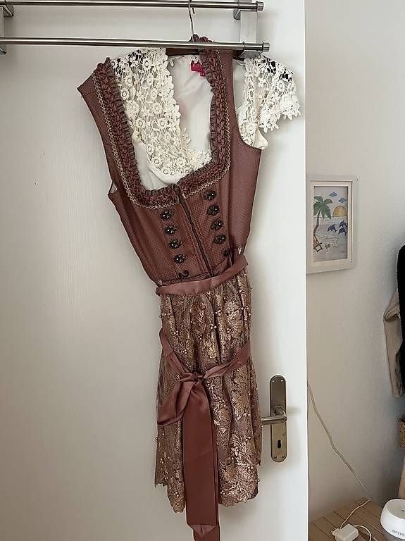 Vestiti: Dirndl Krüger – Usato da Bremgarten AG venduto da nel_6972