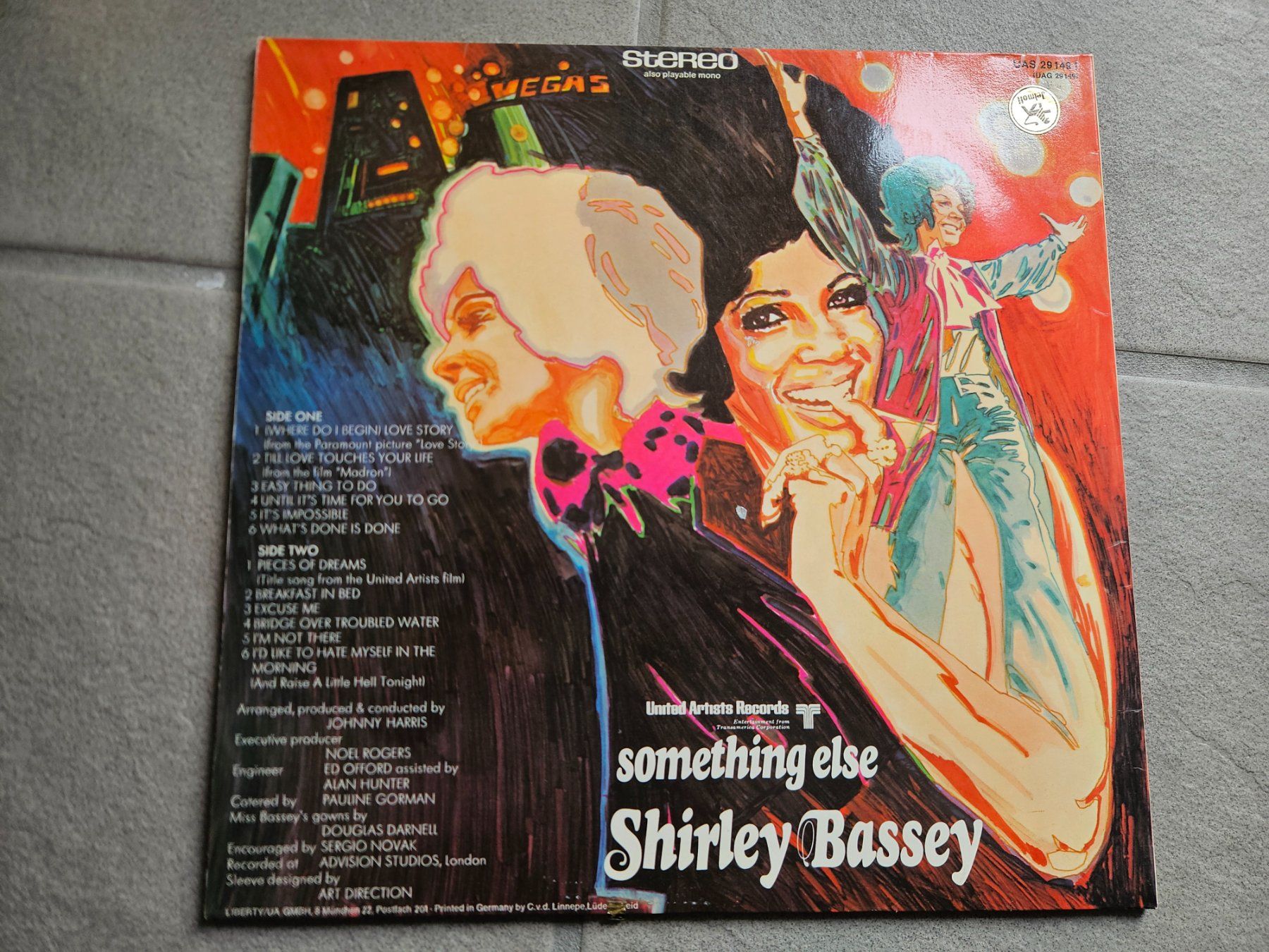Dischi in vinile: Shirley Bassey Schallplatte "Something Else" – Usato da Volketswil venduto da Lokitier 1