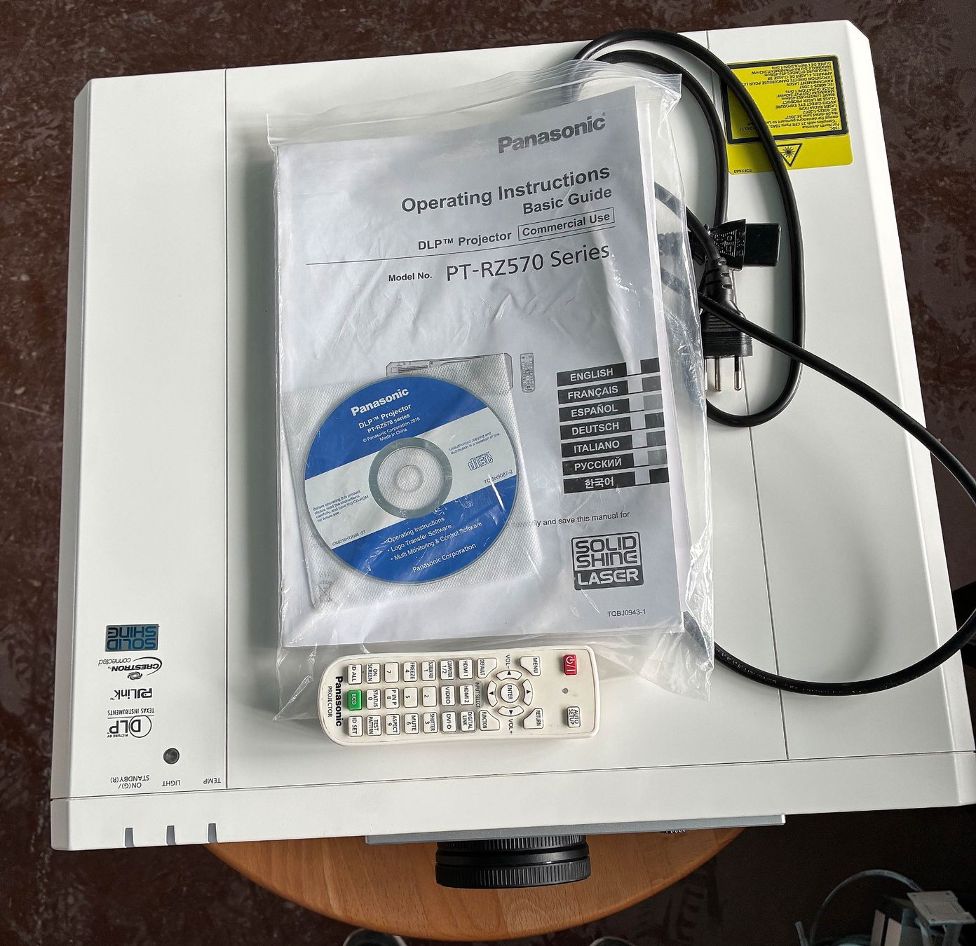 PANASONIC Model No. PT-RZ570 (Gebraucht) in Bäretswil für CHF 1250 ...