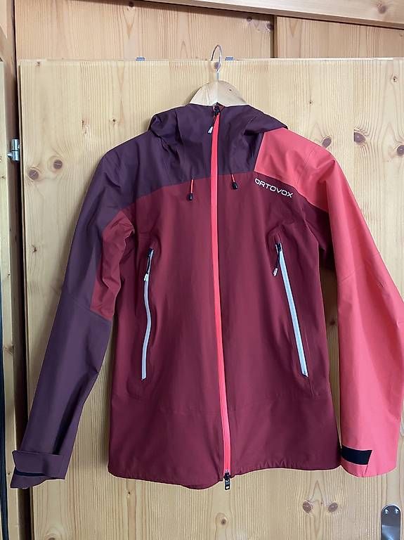 Ortovox Giacche: Giacca impermeabile ortovox wm S – Usato da Li Curt venduto da Liiis