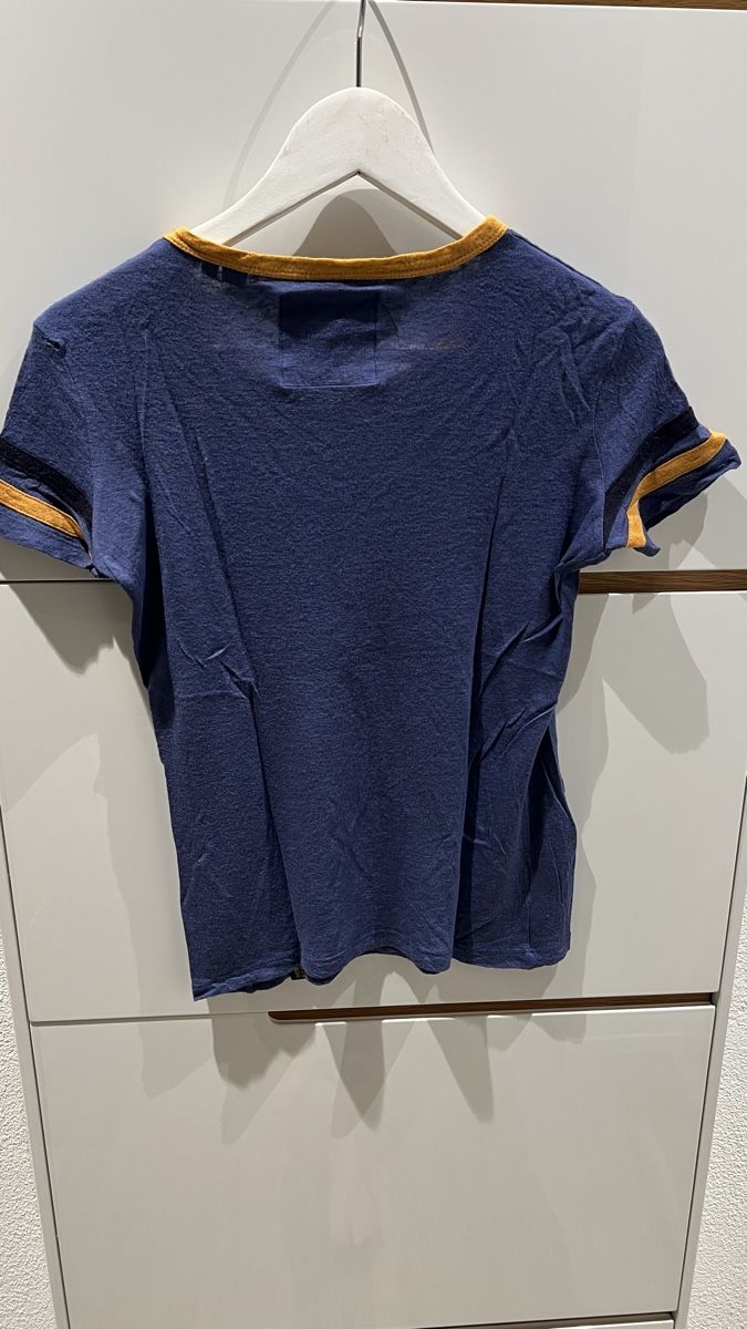 Superdry T-shirt: Superdry T-Shirt – Usato da Wetzikon ZH venduto da KikiZu 1