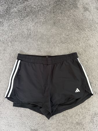 Adidas Shorts schwarz Groesse M 