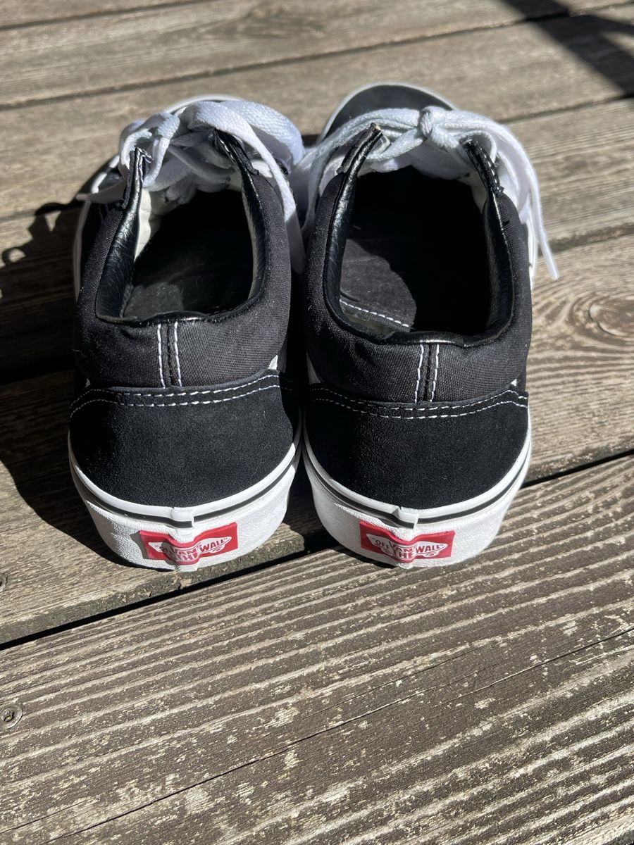 Scarpe da uomo: Sneaker Vans Gr.41 – Usato da Maisprach venduto da Leoli123 1