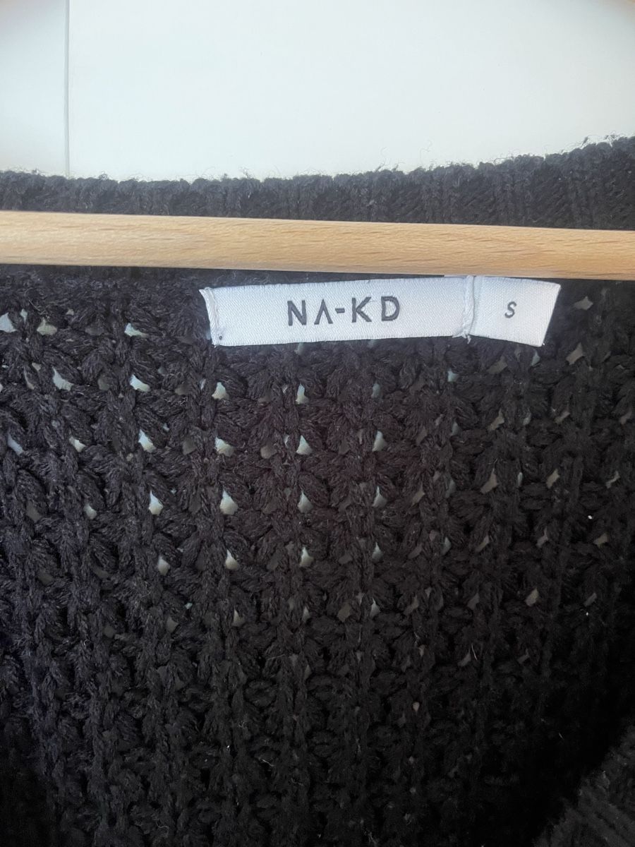 Na-kd Pulls & Sweat-shirts: NA-KD Oversize Strickpullover Schwarz Gr. S – Longfit  – D'occasion à Walchwil par Jafra_Cosmetics 2