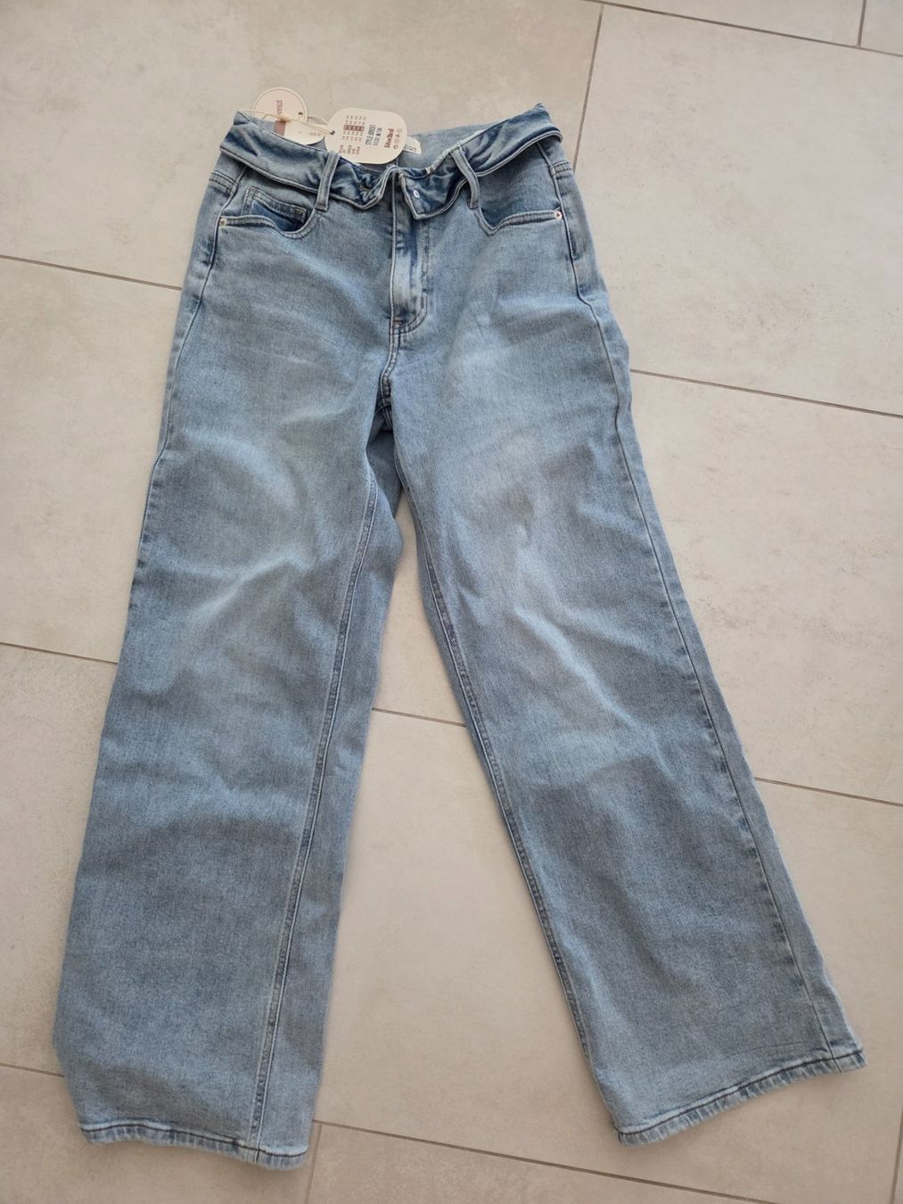 Jeans: Jeans gr.38 Straight leg – Neu und originalverpackt aus Hinwil von susanneheusser