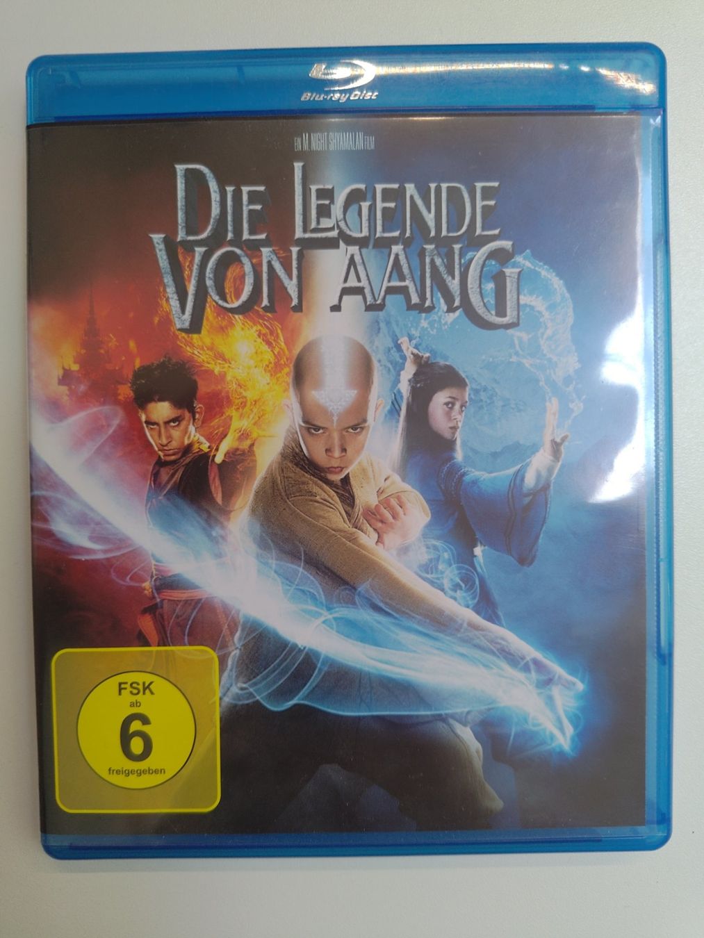 Tutti i DVDs: Die Legende von Aang – Usato da Liestal venduto da Kratzilla