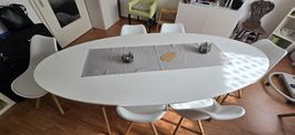 6 Stühle inkl. Tisch