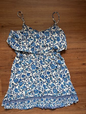 Kleid mit Volants H&M Divided