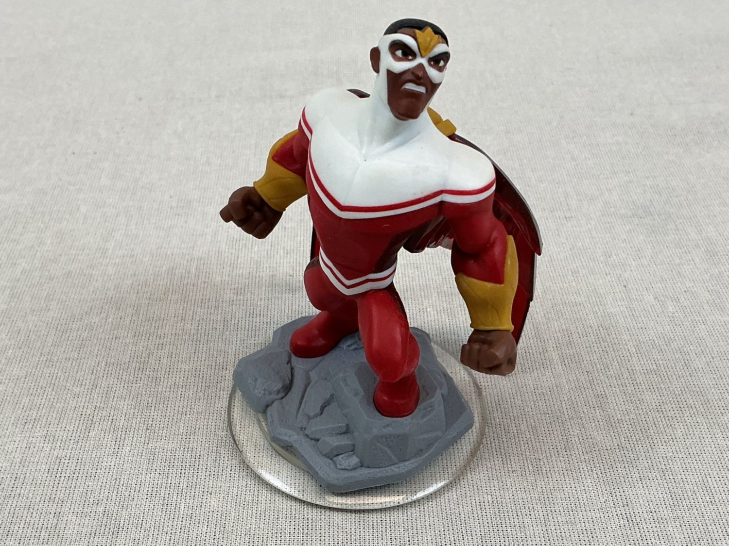 Spiele: DISNEY INFINITY 2.0 Falcon Spielfigur – Gebraucht aus Richterswil von Restwert_Richterswil