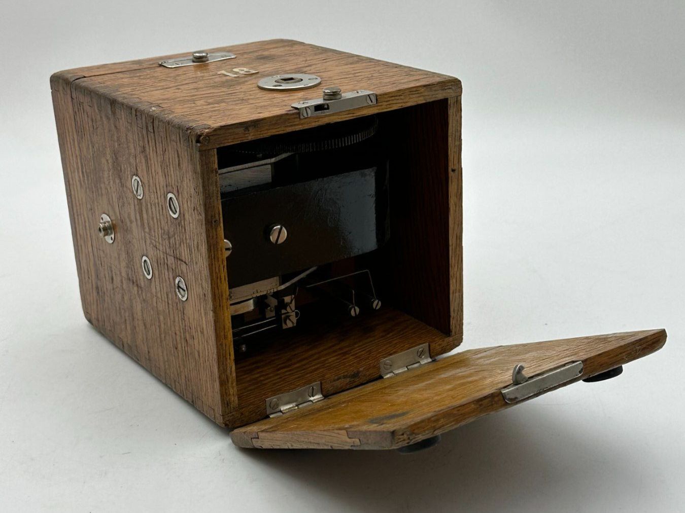 Messen: Vintage Voltmeter / Megaohm Meter Messgerät – Gebraucht aus Luzern von Lager6640 3