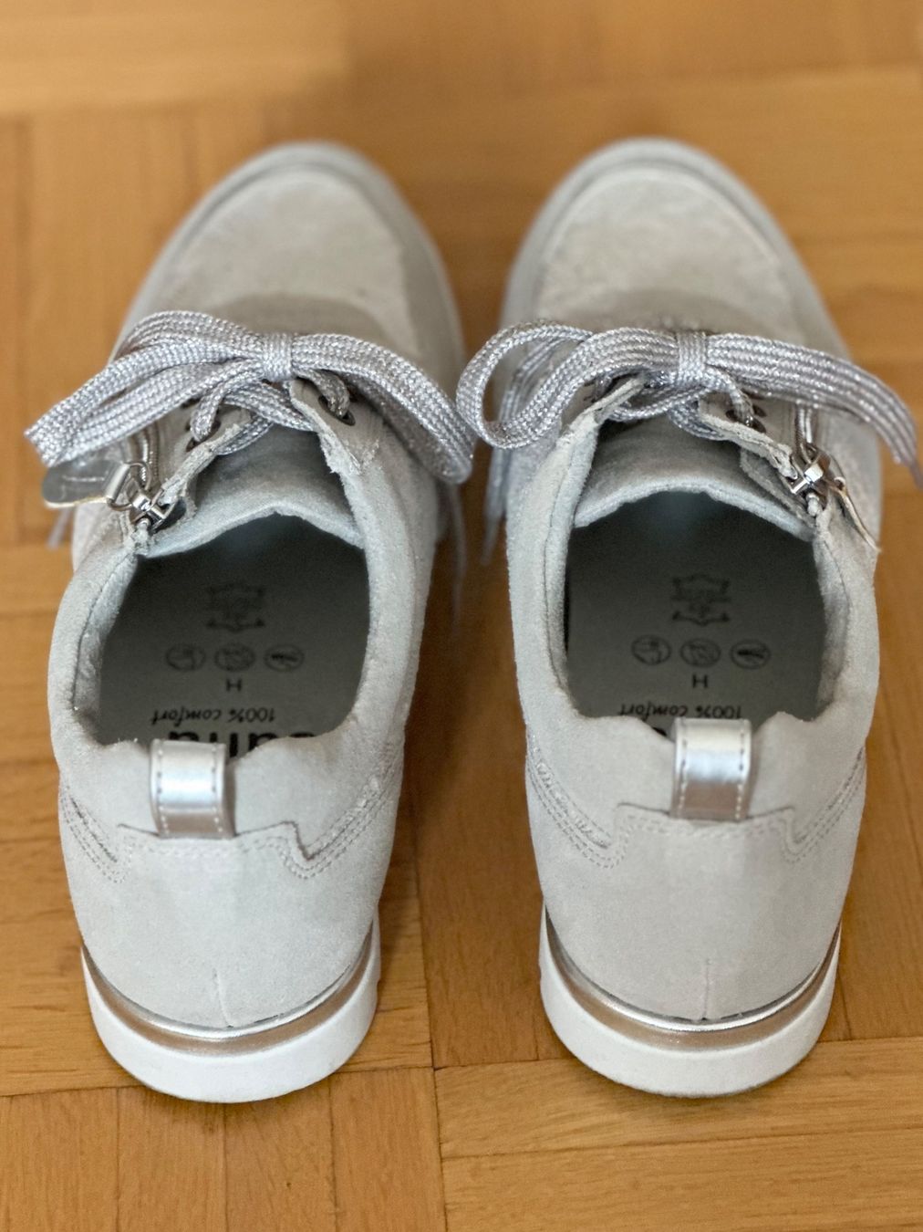 Jana Damenschuhe: Sneakers Jana, pointure 39 – Gebraucht aus Genève von Patricia1964 1