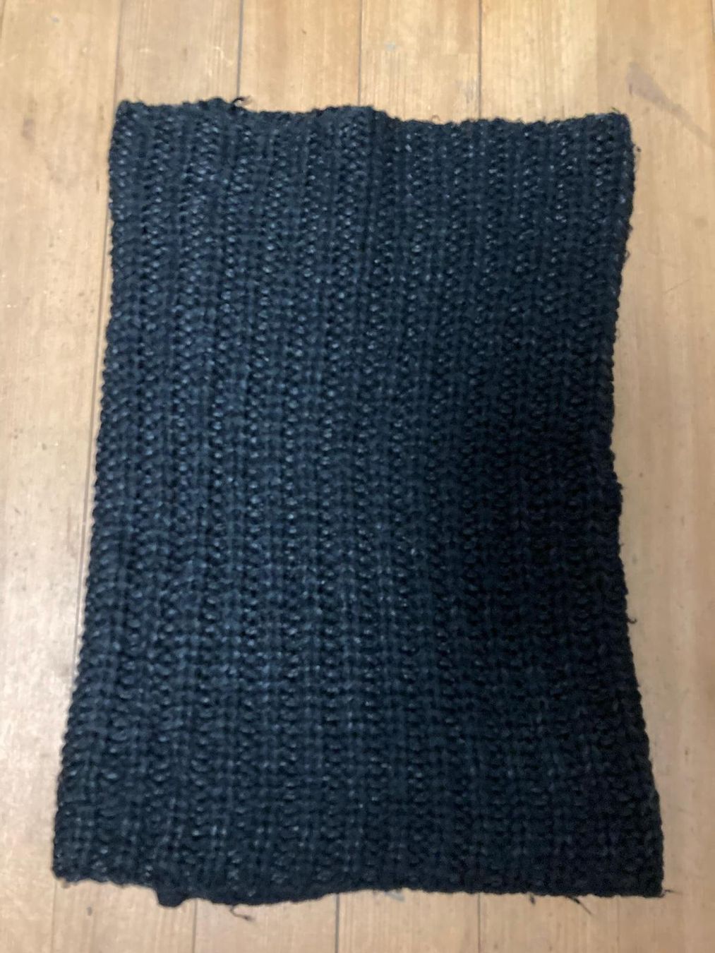 Foulard & Sciarpe: schwarzer gestrickter Schal, Schlauchschal – Usato da Zollikofen venduto da butch14 1