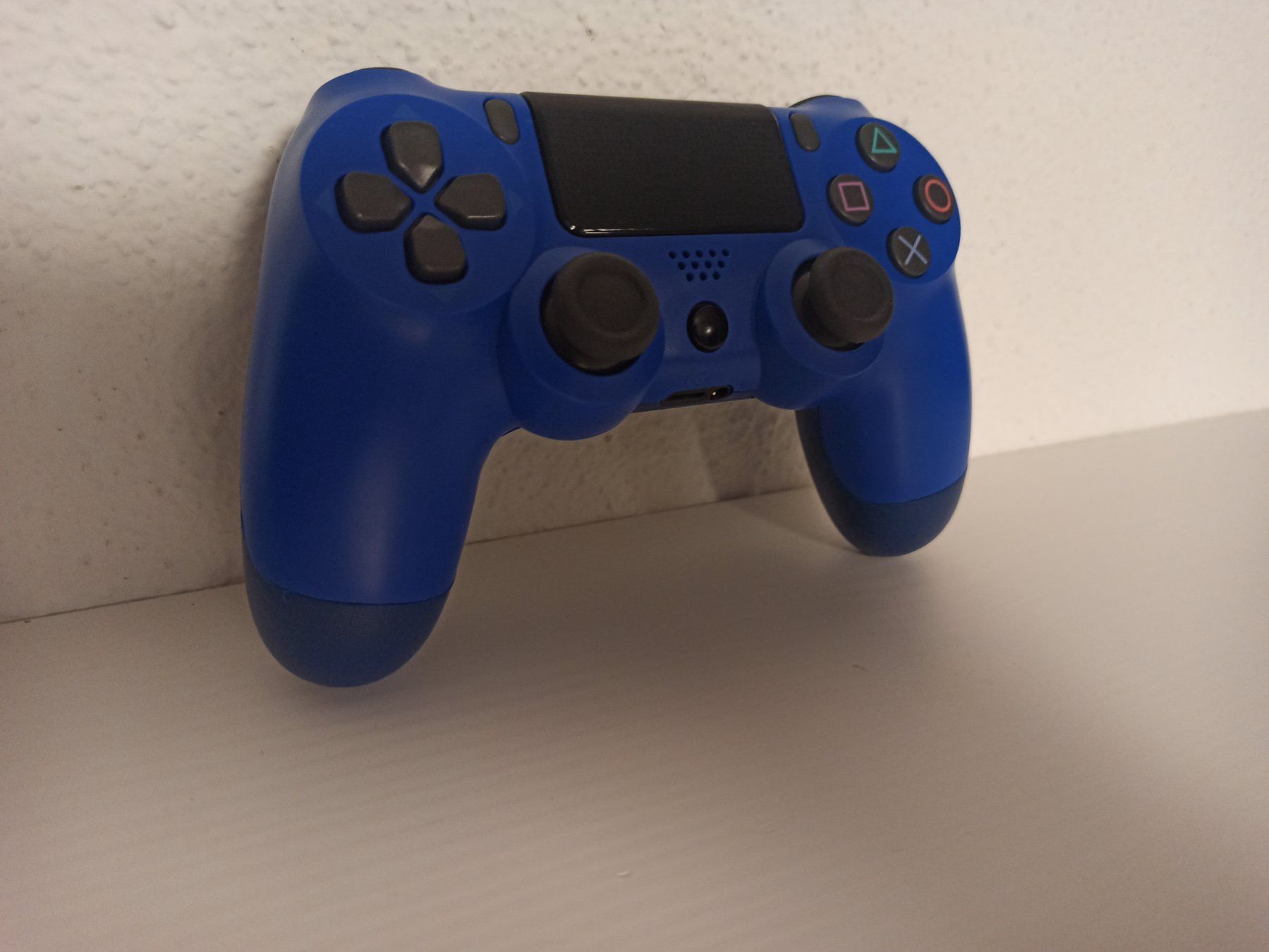 Controller: Wireless Controller PS4 V1 – Usato da Oberweningen venduto da mar_87mx 2