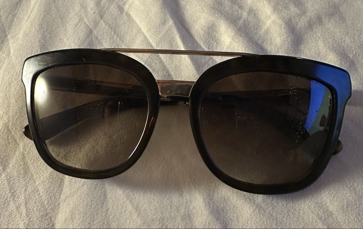 Dolce & Gabbana Lunettes & Verres: Dolce Gabbana Sonnenbrille – D'occasion à Gutenswil par jus_nr7h 8