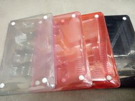 MacBook Air 11“ Cases, Schwarz, Rot, Orange, Transparent