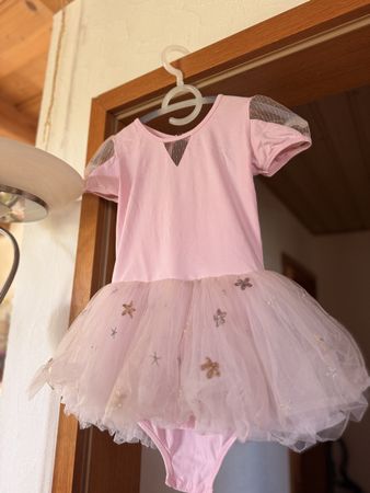 Herziges Ballettkleid Label gr.150