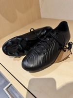 Nike Fussballschuhe, Gr 41, Neu