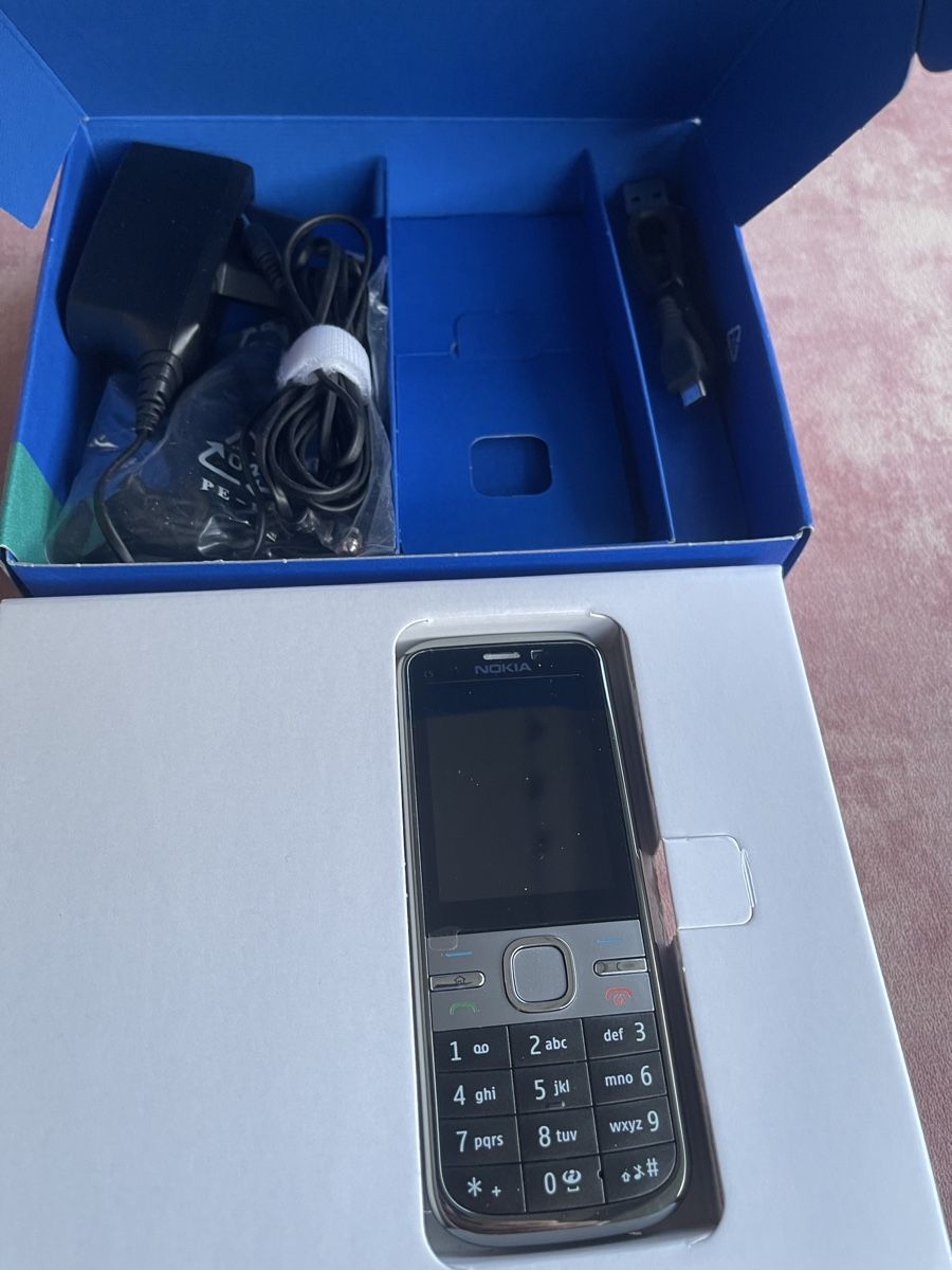 Nokia Handys / Smartphones: NOKIA C5 OVP 5 MP Neu – Neu und originalverpackt aus Regensdorf von mex5145 1