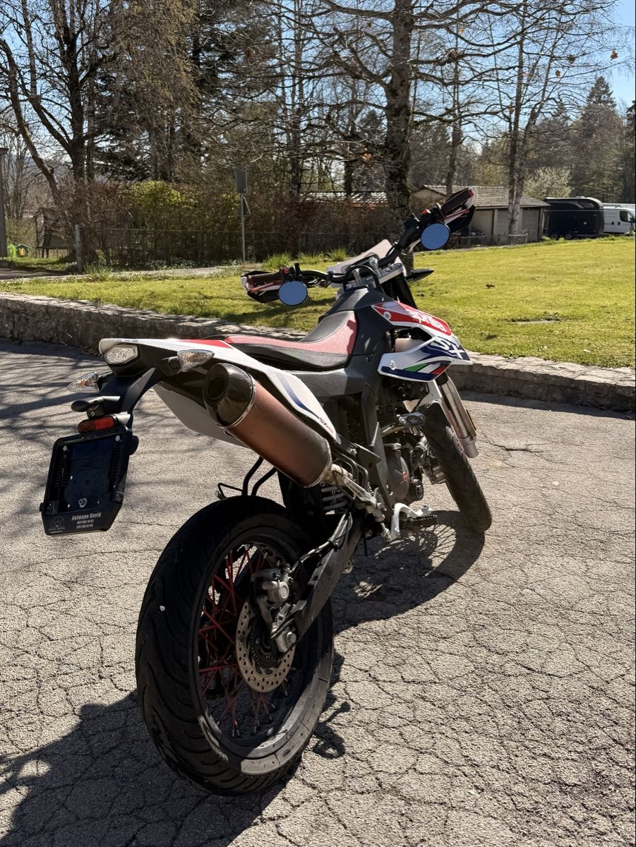 Strasse: Aprilia 125 SX 2021 – Gebraucht aus Les Breuleux von leo_160205 1