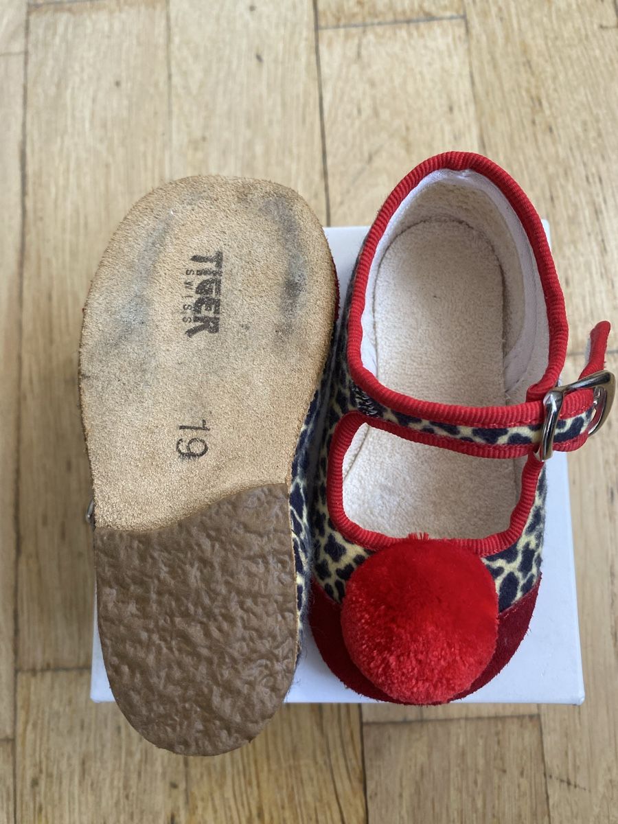 Tiger Swiss Scarpe per ragazzi: Original Tigerfinken, Gr 19, Classic Red – Usato da Zürich venduto da surfflake 4