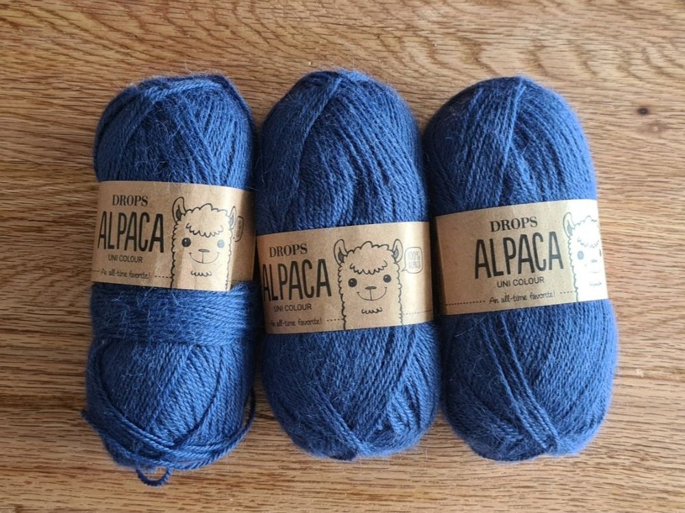 DROPS Karisma Strickgarn | 100% Wolle, DK-Stärke, Maschinenwaschbar, Farbe Light Grey