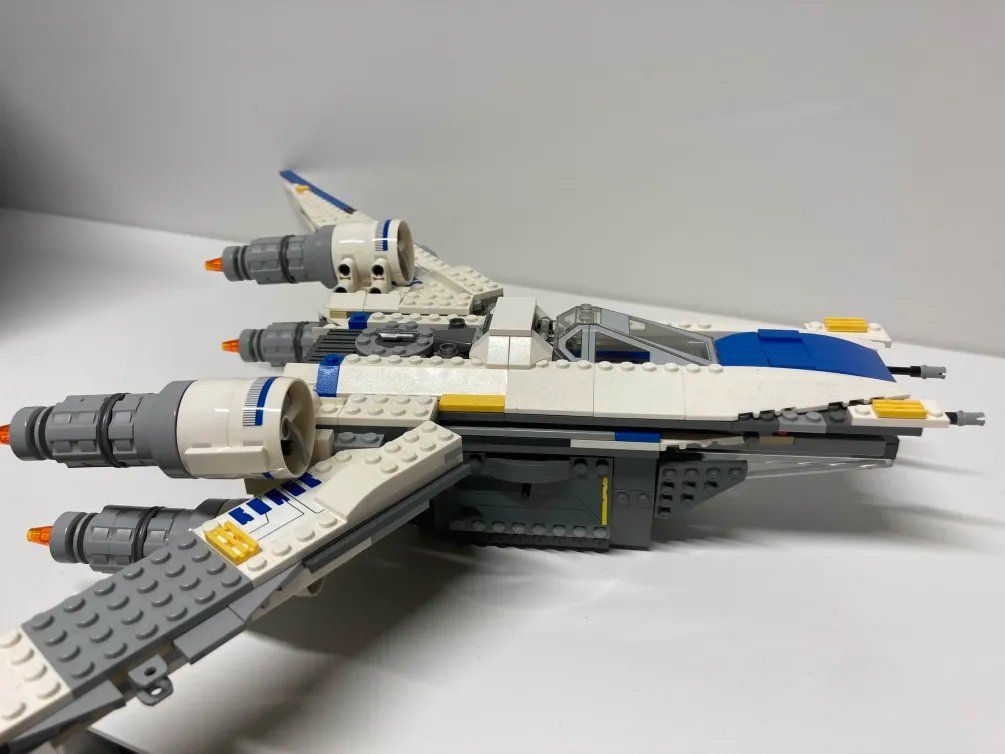 Lego Spielzeuge: Lego Star Wars 75155 U-Wing – Gebraucht aus Stetten SH von Hrbt 2