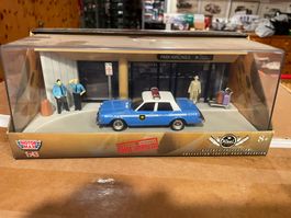 Dodge Diplomat Diorama1:43 motormax Flughafen airport police