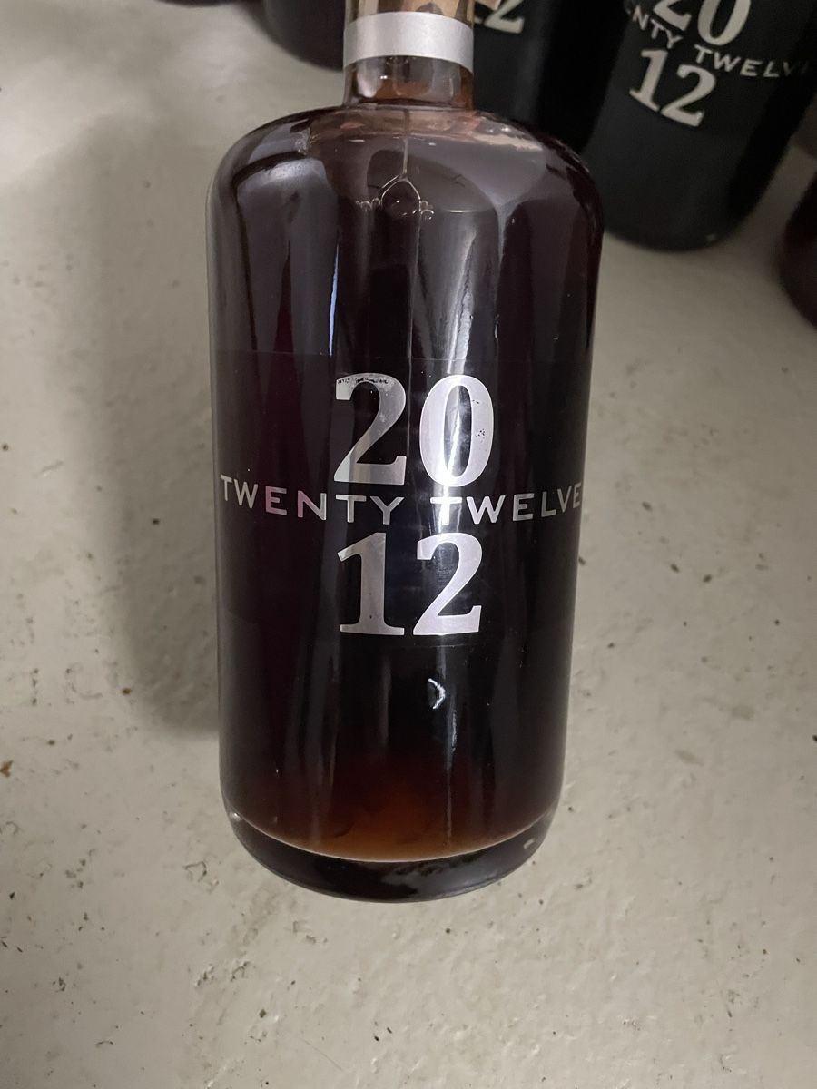 Vino: Twenty Twelve Es Fangar , 6 Flaschen – Nuovo e nell'imballaggio originale da Stein AR venduto da Pbachmann0