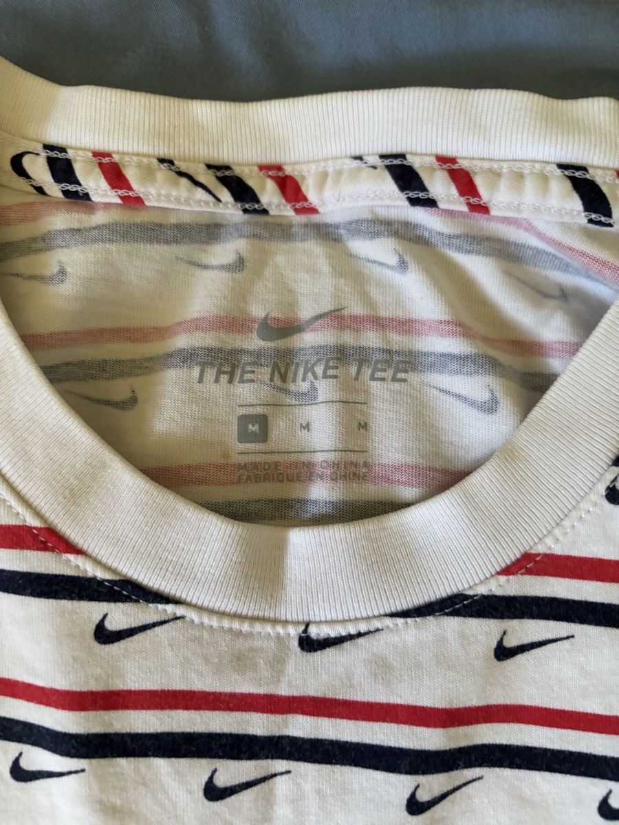 Nike T-Shirts: Nike T-Shirt – Gebraucht aus Ins von man_5rjt 2