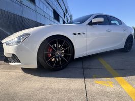 Maserati Ghibli SQ4  411PS