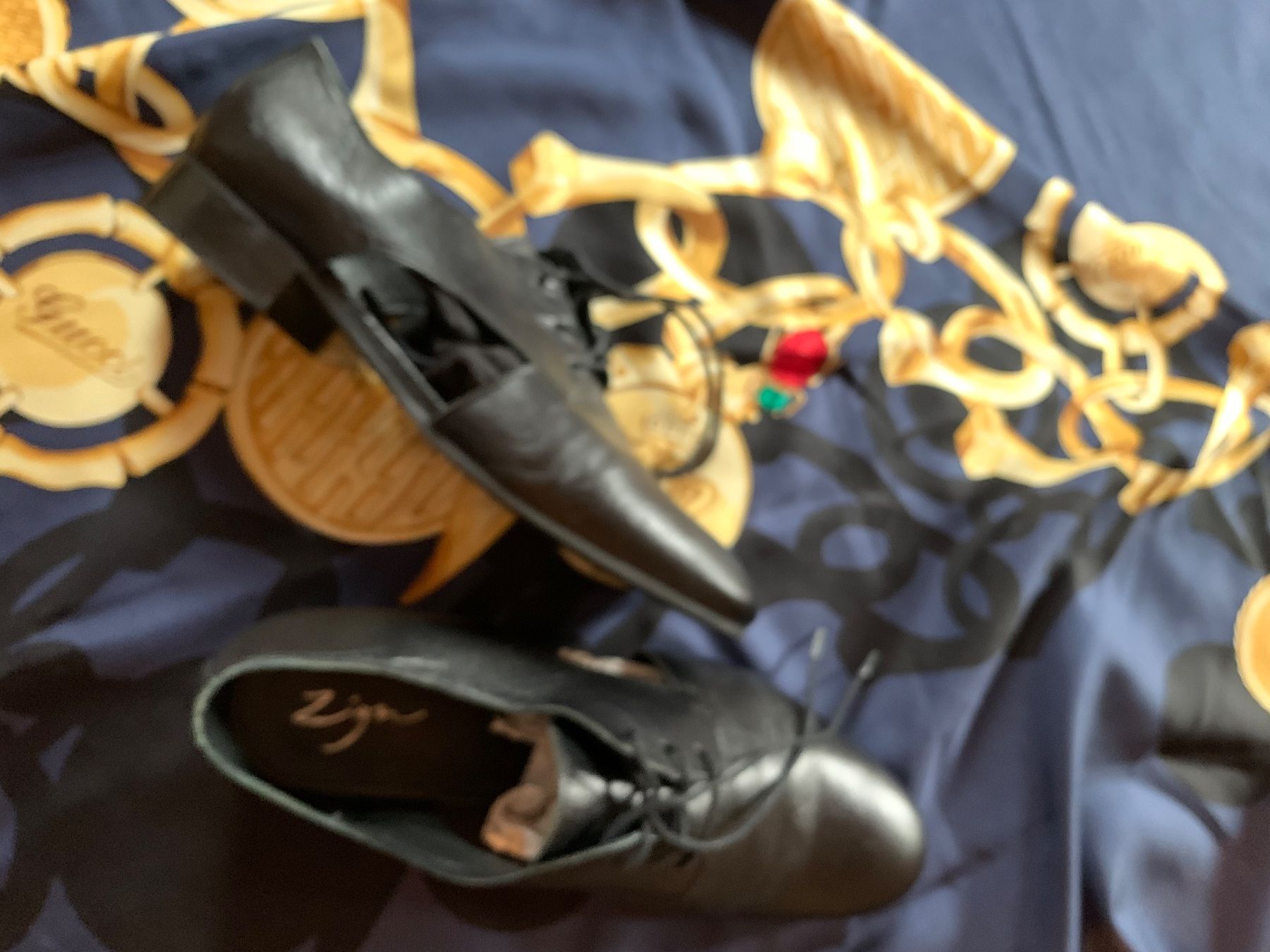 Damenschuhe: ZIGN Schnürschuhe Gr  41 Farbe: Schwarz Material: 100% Leder – Gebraucht aus Interlaken von Bona55 8