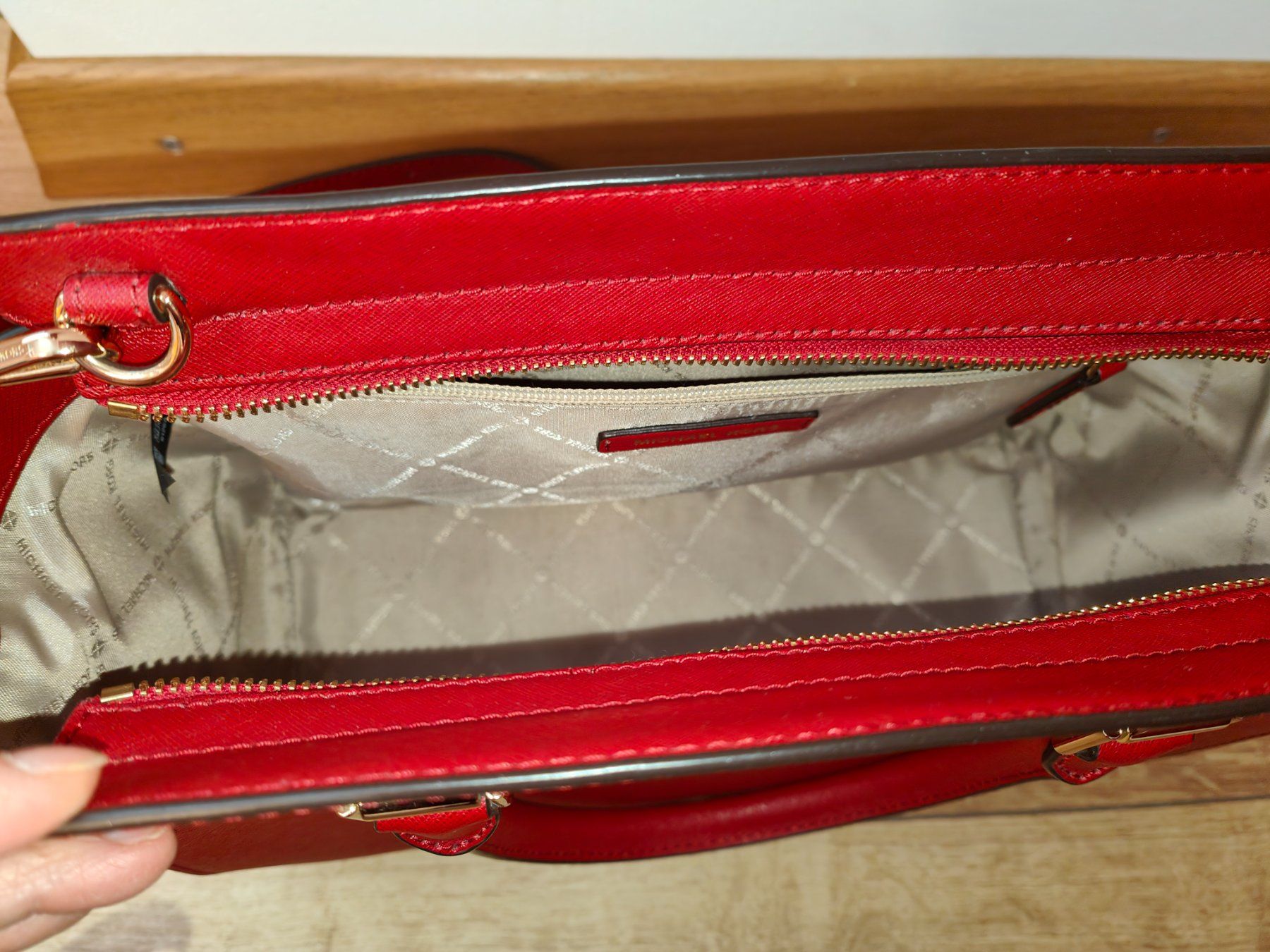 Michael Kors Borse da donna: Michael Kors Tasche Original neu – Nuovo (secondo la descrizione) da Buchs AG venduto da Tracy.diep88 4