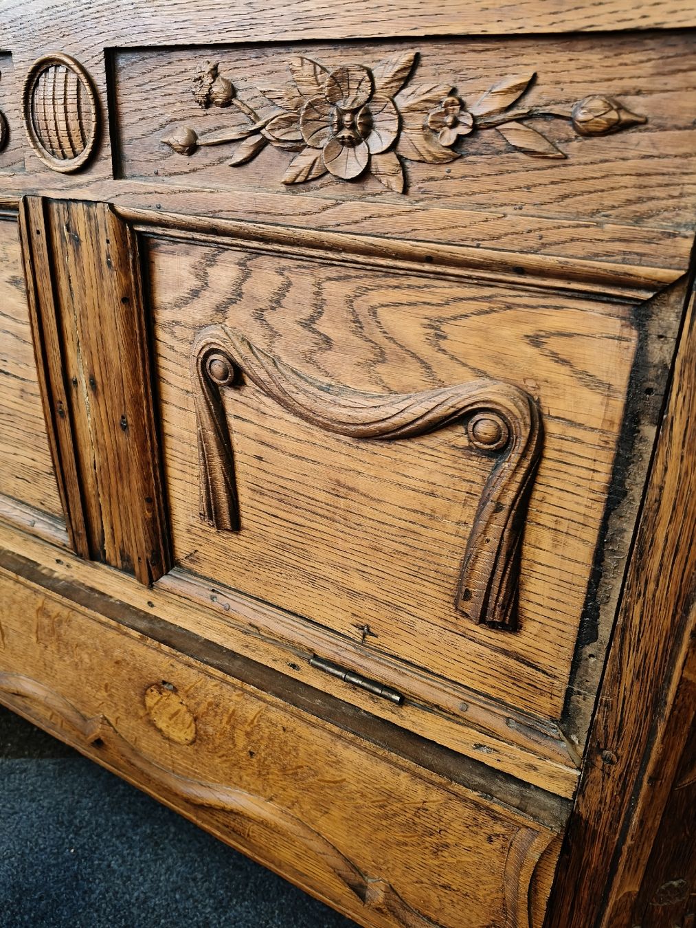Commodes: Antike Große Truhe/kommode – D'occasion à Zwingen par inf_2blh 2