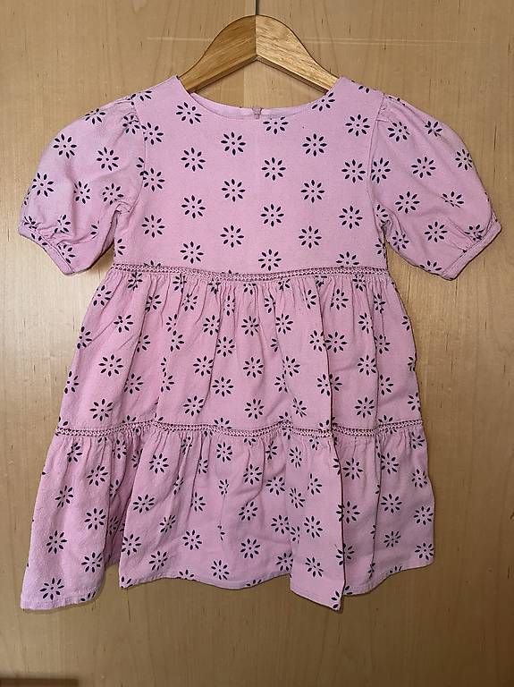 Lotti & Set di vestiti: Kleider 110 Set 5 Stück Kleid – Usato da Eiken venduto da olegiko 1