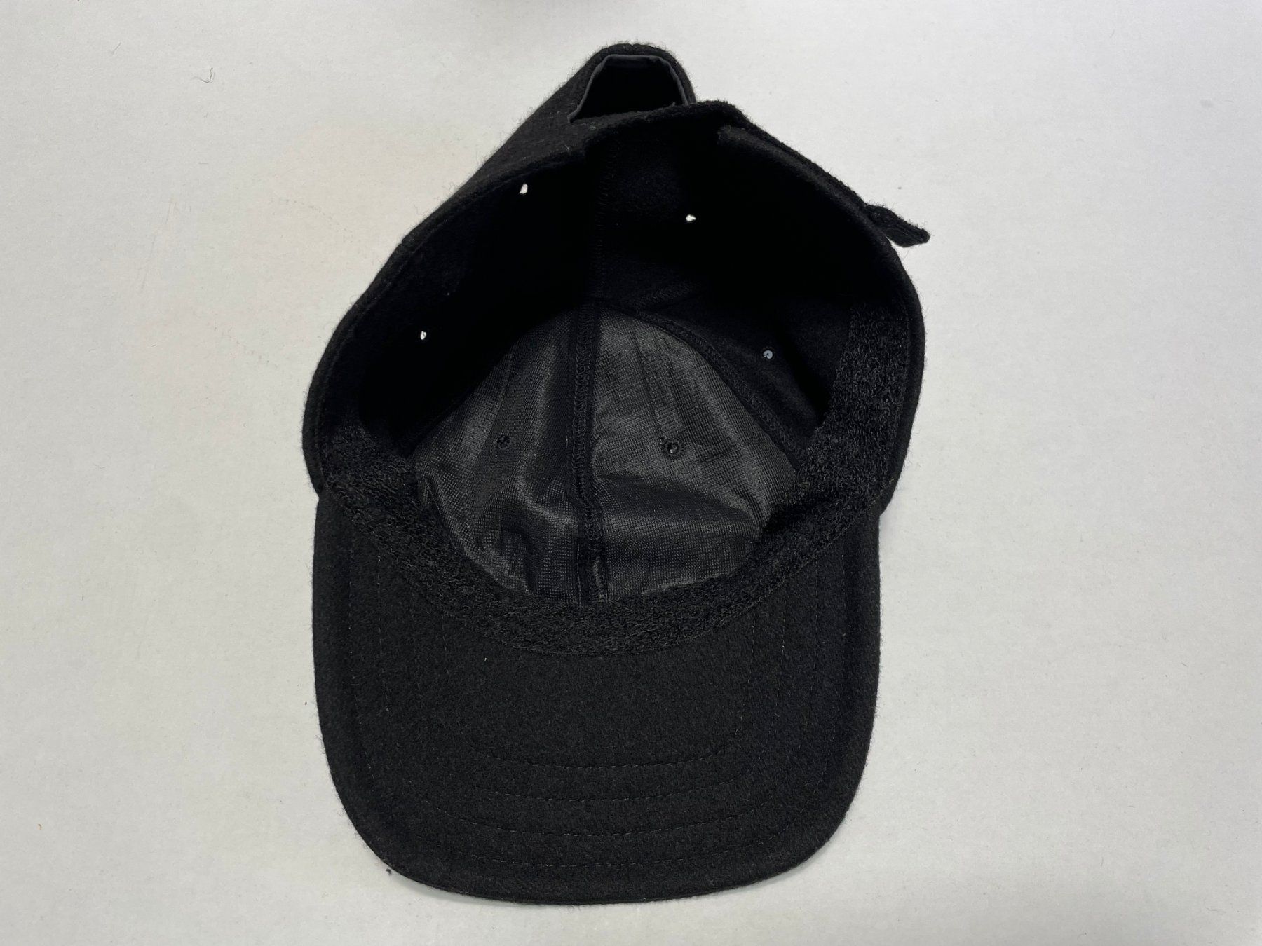 Copricapi, berretti & cappellini: Vintage Y2K Cap Wool Olympic Museum Lausanne – Usato da Zürich venduto da le_souk 4