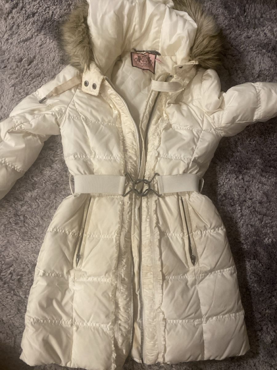 Juicy Couture Cappotti: Juicy Coat – Usato da Zürich venduto da lcl_r88r 1