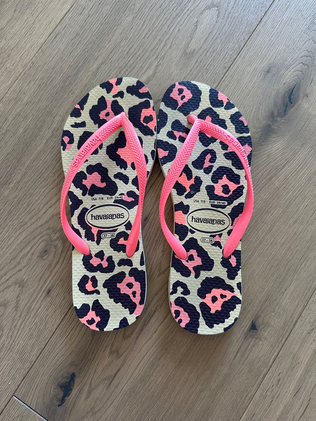 Havaianas Damenschuhe: Havaianas Flip Flops Leopard Print Pink EUR 39/40 – Gebraucht aus Lustmühle von sar_7xmy